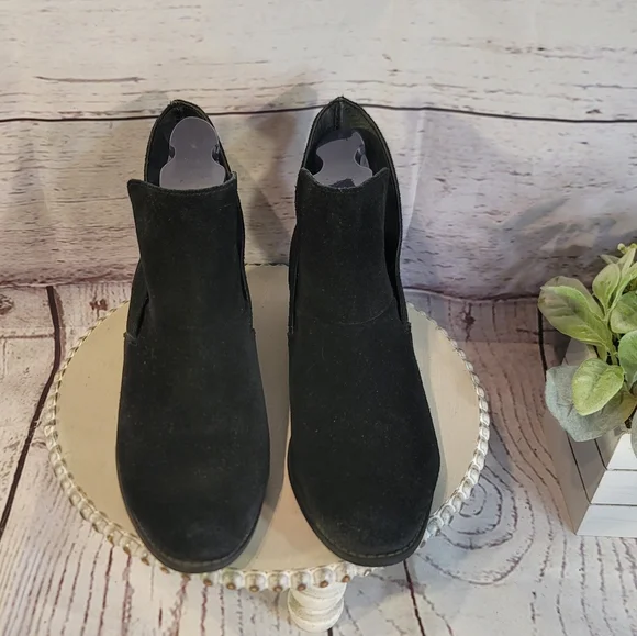Ruff Hewn Eastern Women's Black Suede Ankle Boots Size 8.5M - Picture 7 of 12